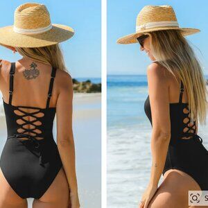 Cupshe Reverie Land Square Neck Slim & Sculpt One Piece, Size Small